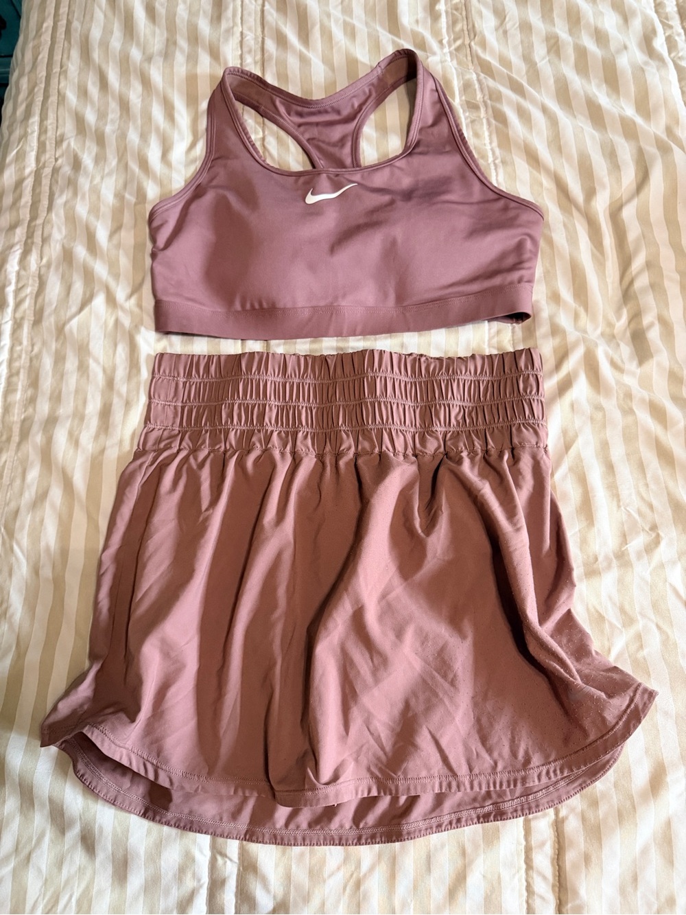 Nike Mauve Racerback Sports Bra & Matching Skirt Set